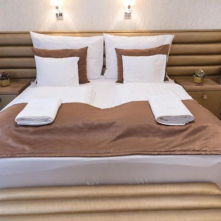 Foter Rezidencia 3 Apartment Дьор Екстериор снимка