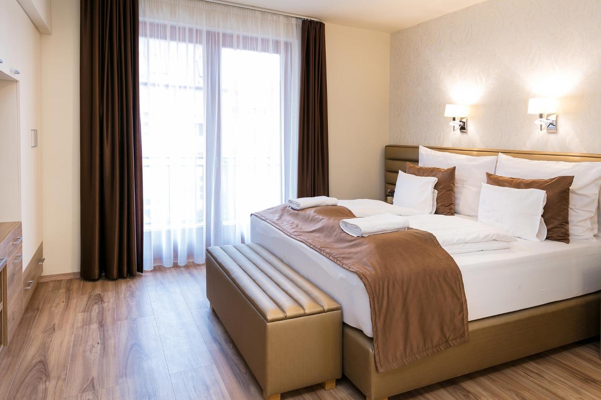 Foter Rezidencia 3 Apartment Дьор Екстериор снимка
