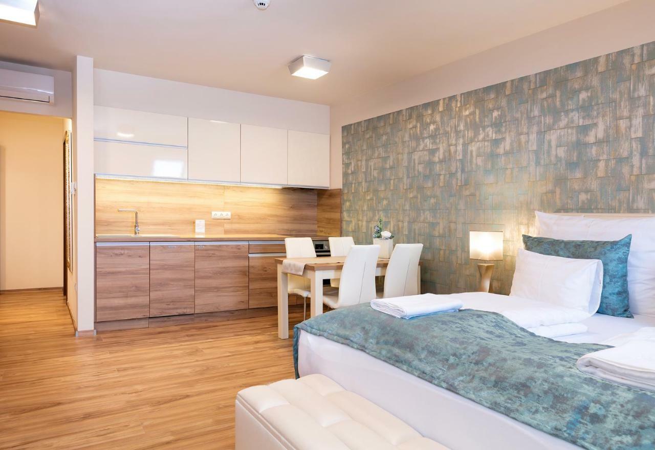 Foter Rezidencia 3 Apartment Дьор Екстериор снимка